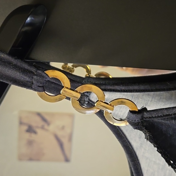 Gorgeous Butterfly Tank Top - Picture 3 of 3